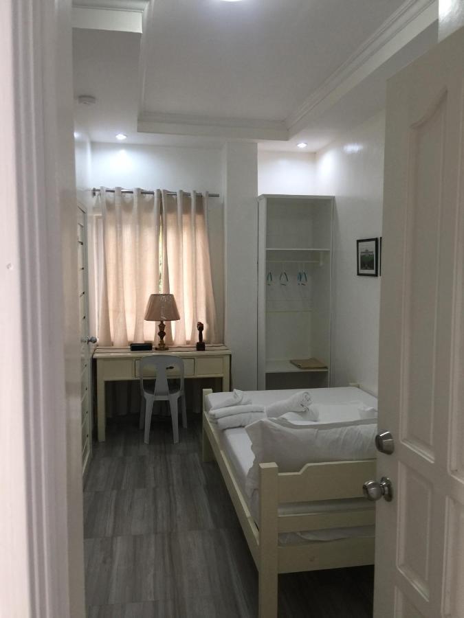 Isaguirre'S Pension House Baler Exterior photo